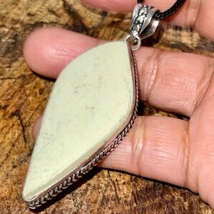 Off White Magnesite Pendant 2 7/8”